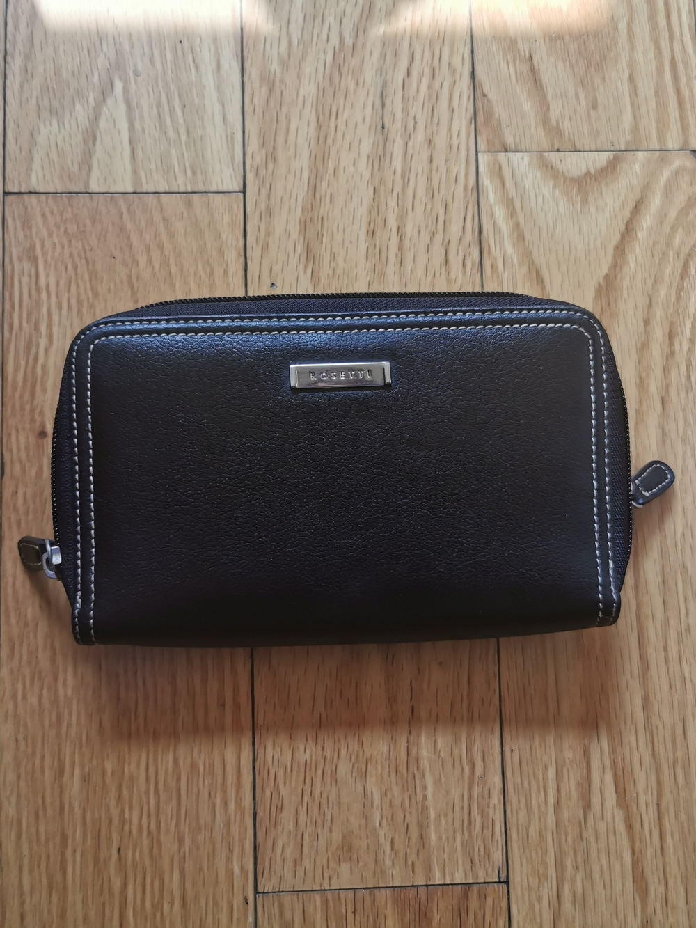 Rosetti Black Leather Zip Wallet
